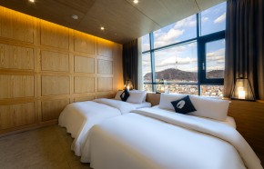 Designers Suite B