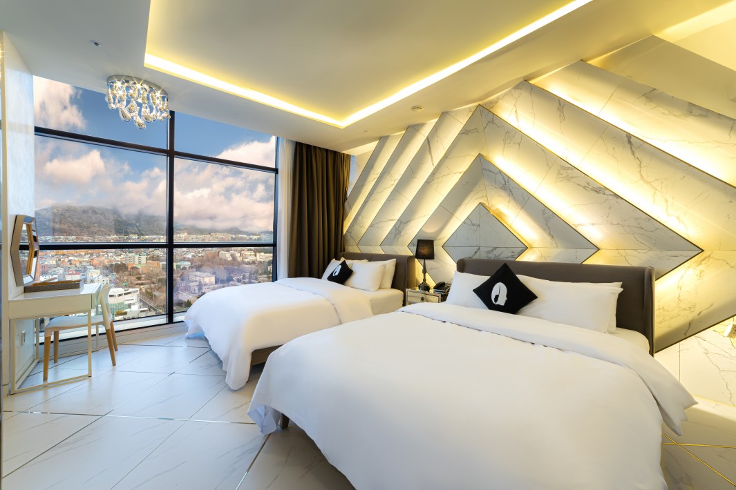 Designers Suite A